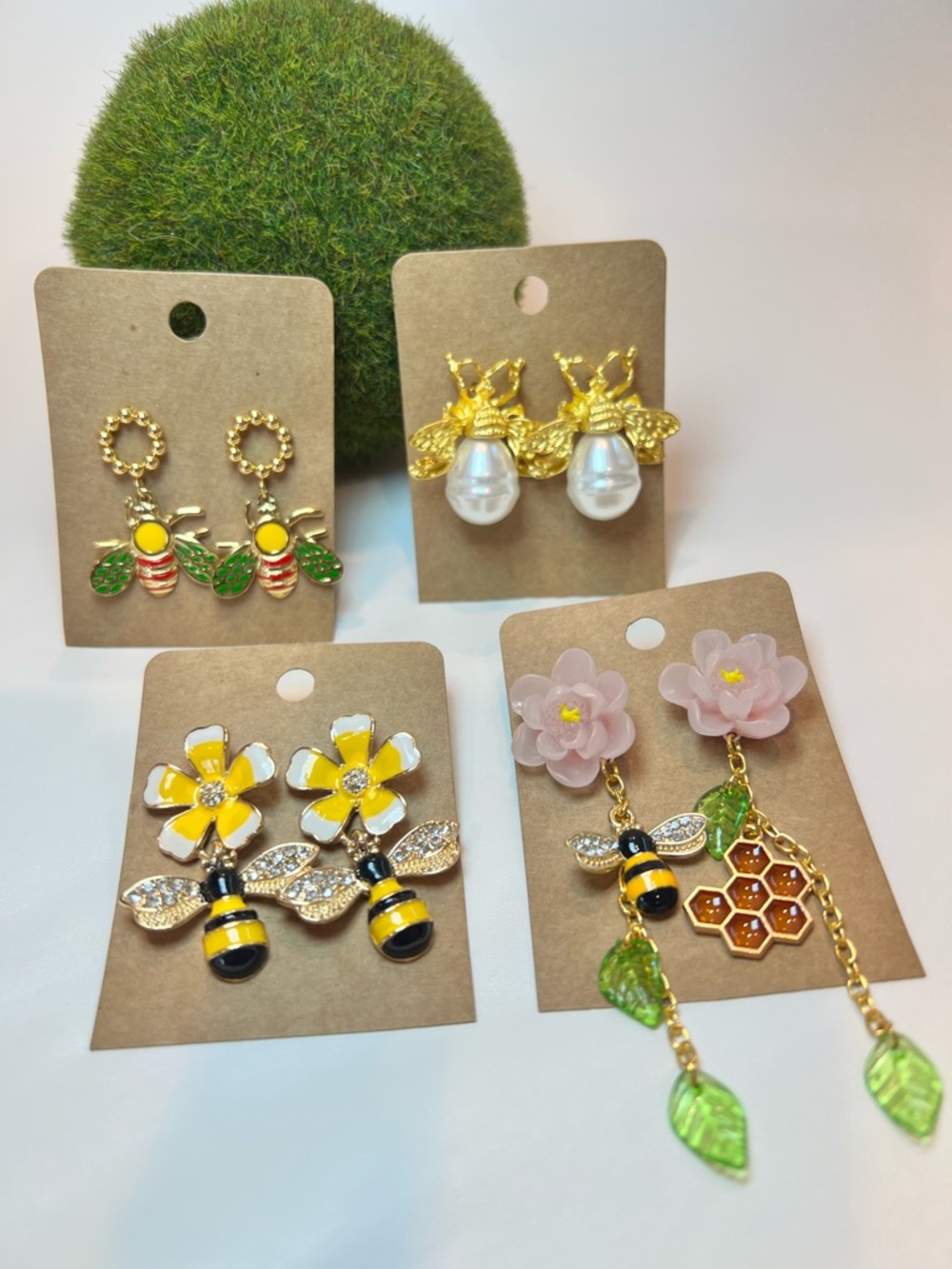 Bundle 4 pairs Brand New Lot Summer Bee Leaf Honeycomb floral Studded Earrings